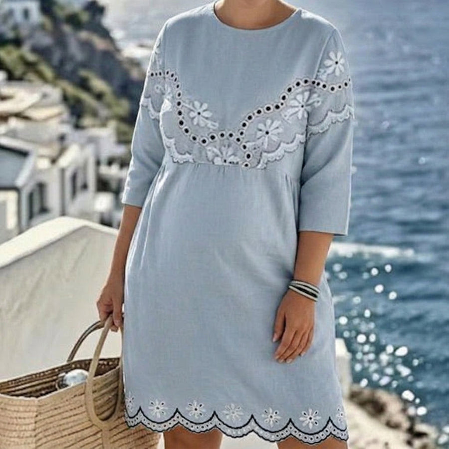 Seraphina Printed Maxi Dress: Elegant Figure-Hugging Casual