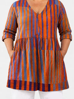 Amaia long blouse front view on a plus-size model