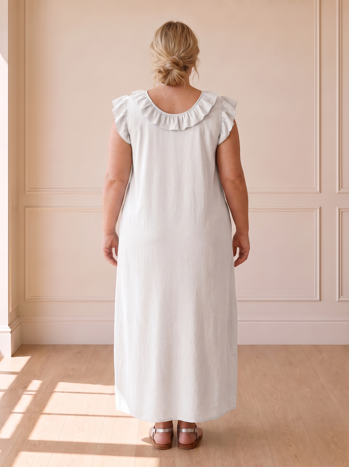 Élina Flowing Boho Dress in White, back view
