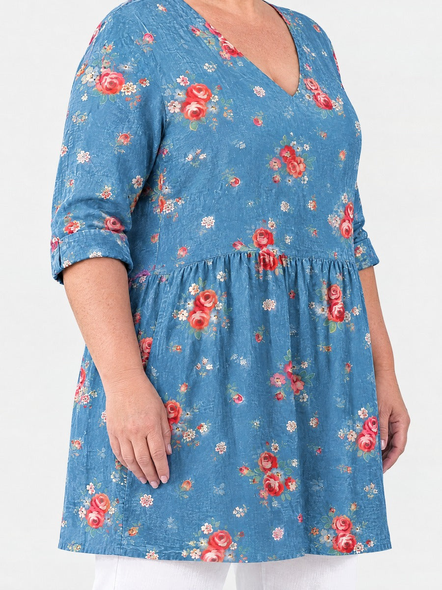 Lucia long blouse side view on a plus-size model